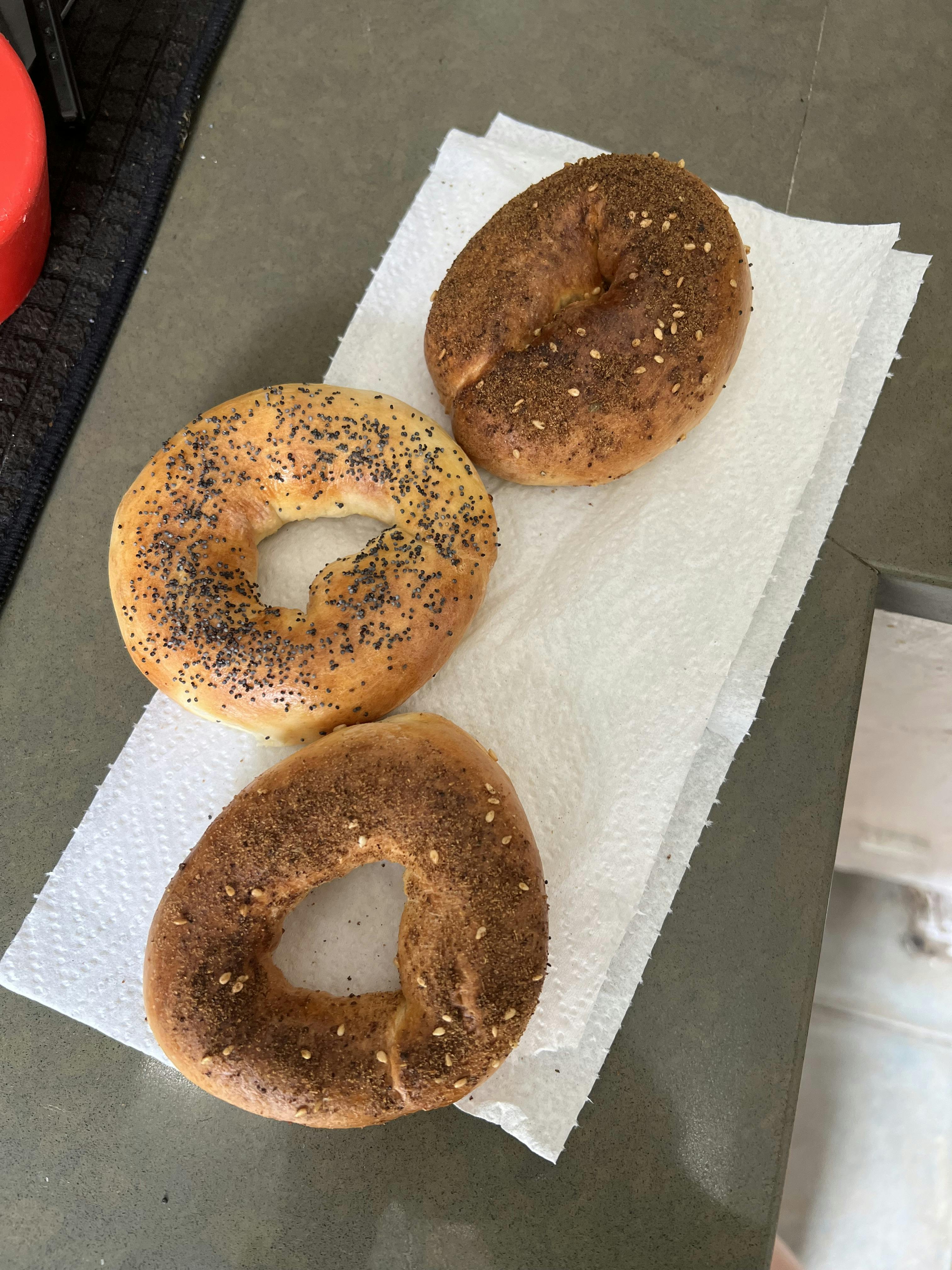 High-Protein Cottage Cheese Bagels